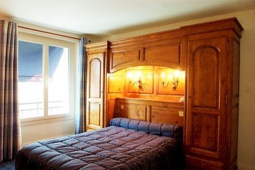 Le Renaissance Hotel Aurillac Bagian luar foto